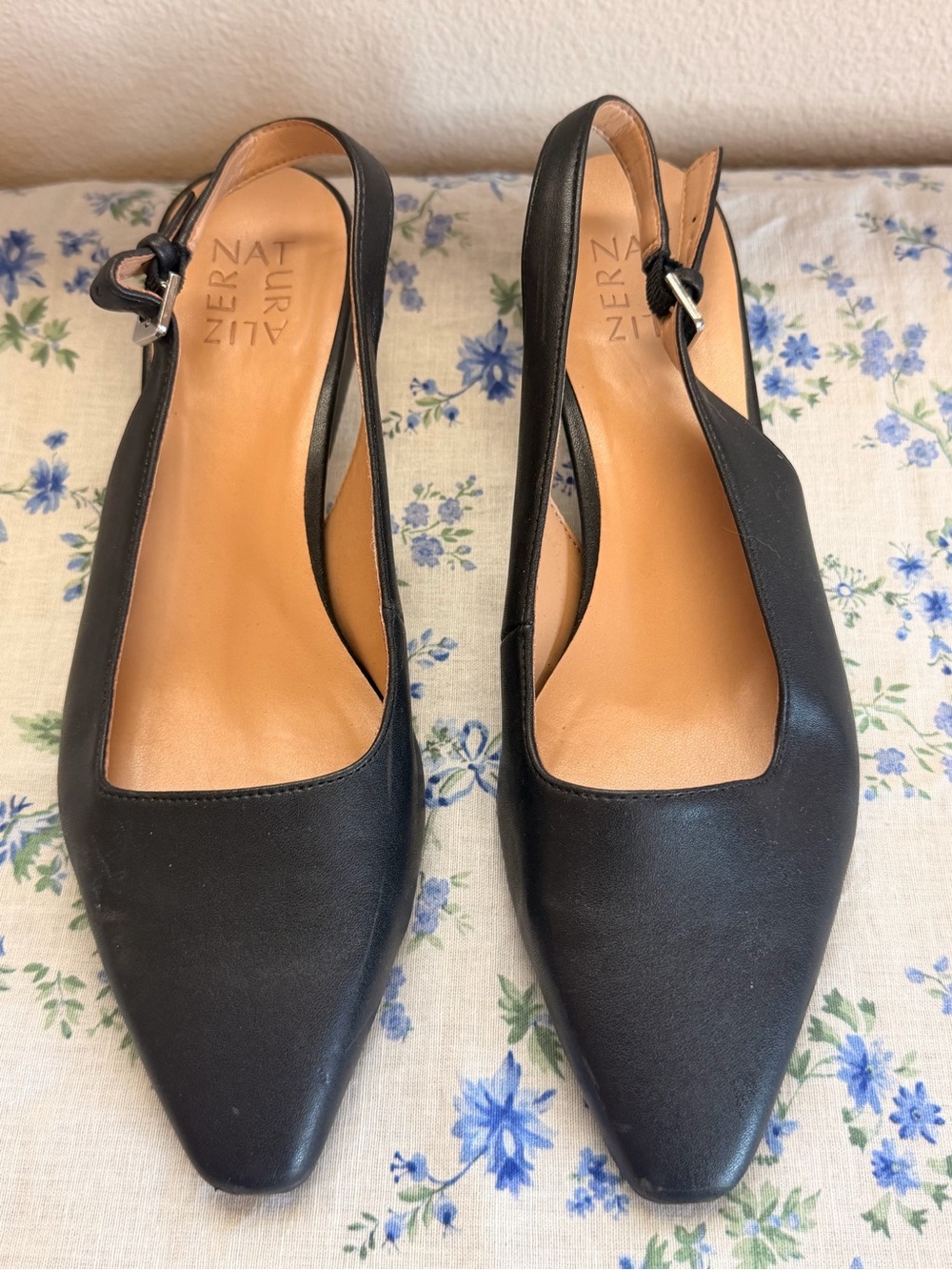 Naturalizer Black Pointed Toe Slingback Pumps